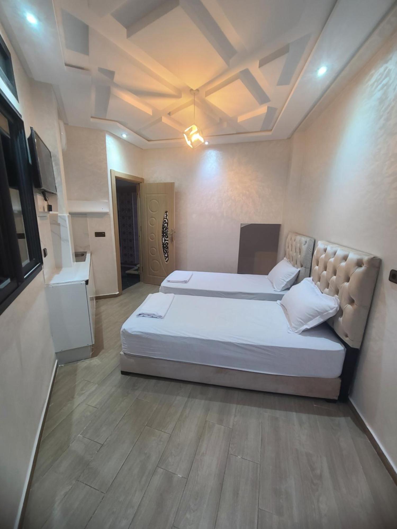 Elhoceima Vip Appartement Al-Ḥoseyma Esterno foto